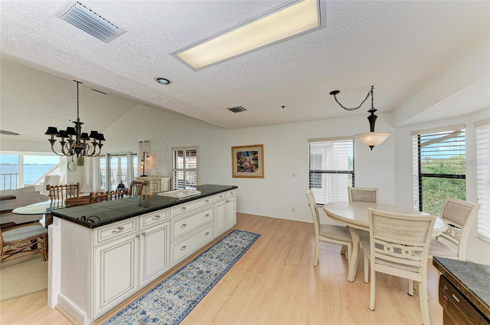 Image 32 of 64 For 4557 Bay Club Drive 4557