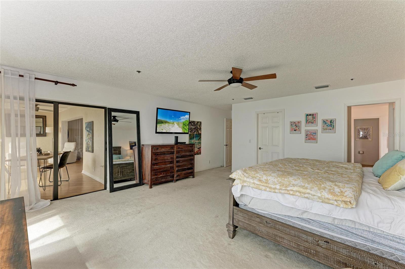 Image 37 of 64 For 4557 Bay Club Drive 4557