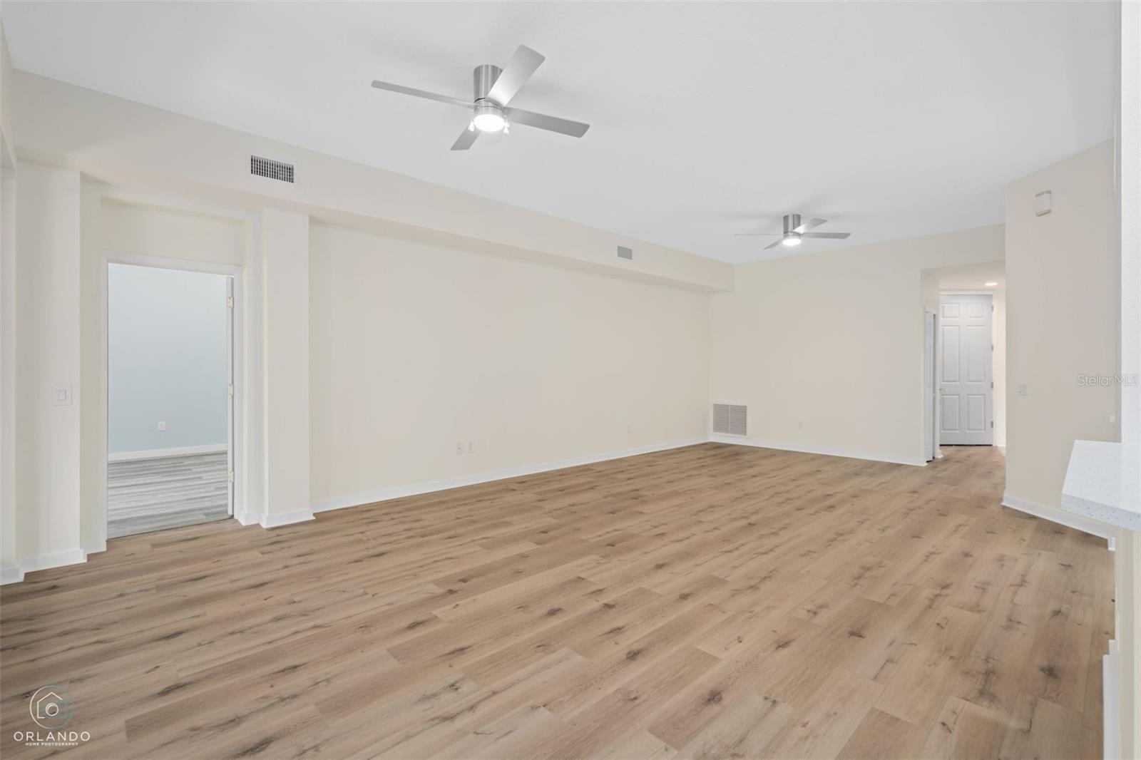 Image 7 of 32 For 801 Camino Real