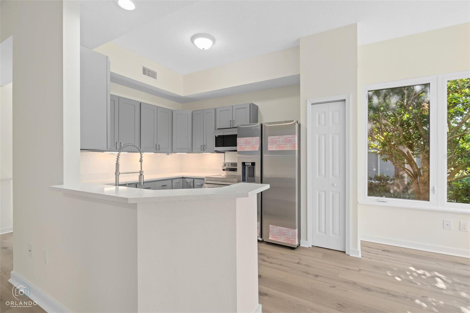 Image 8 of 32 For 801 Camino Real