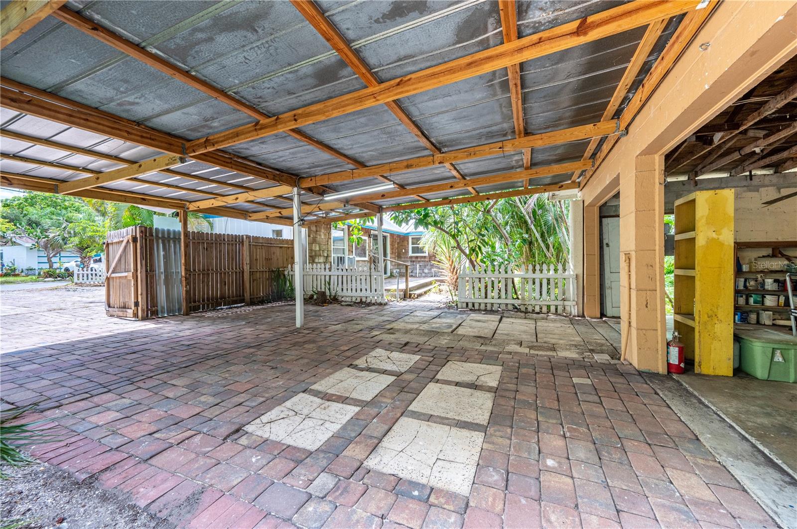 Image 22 of 66 For 747 42nd Street