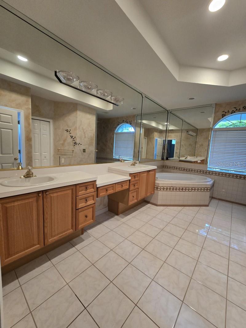 Image 9 of 21 For 13184 73rd Avenue