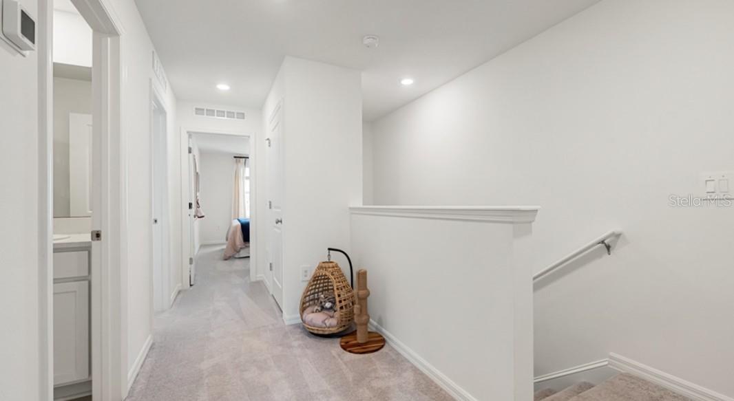 Image 11 of 18 For 13154 Stable Place