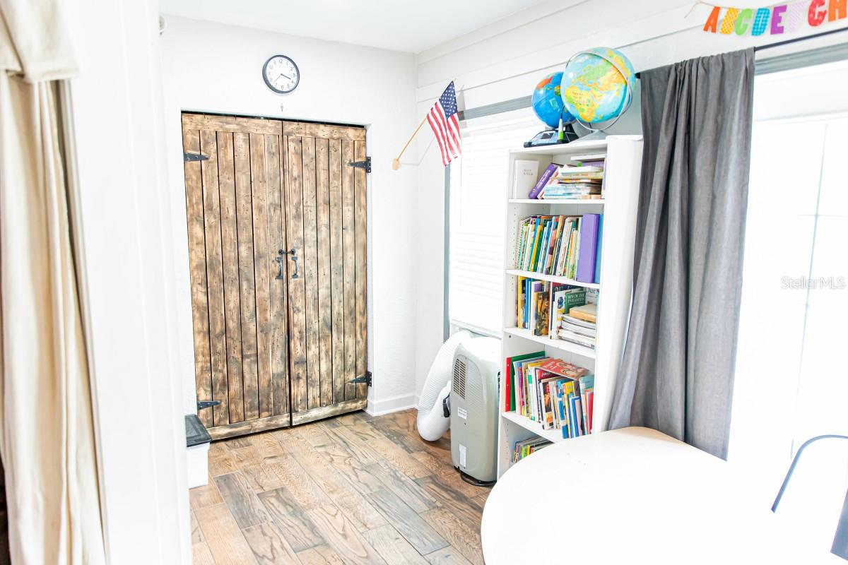 Image 16 of 49 For 1533 County Road 13