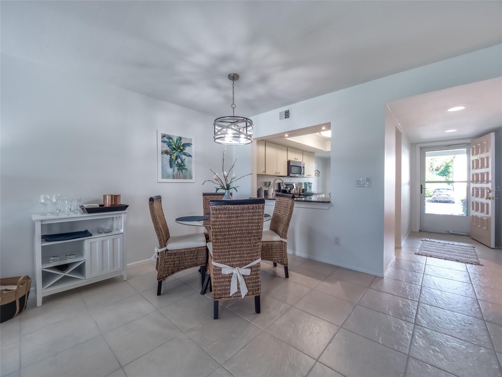 Image 15 of 49 For 5204 Wedgewood Lane 77