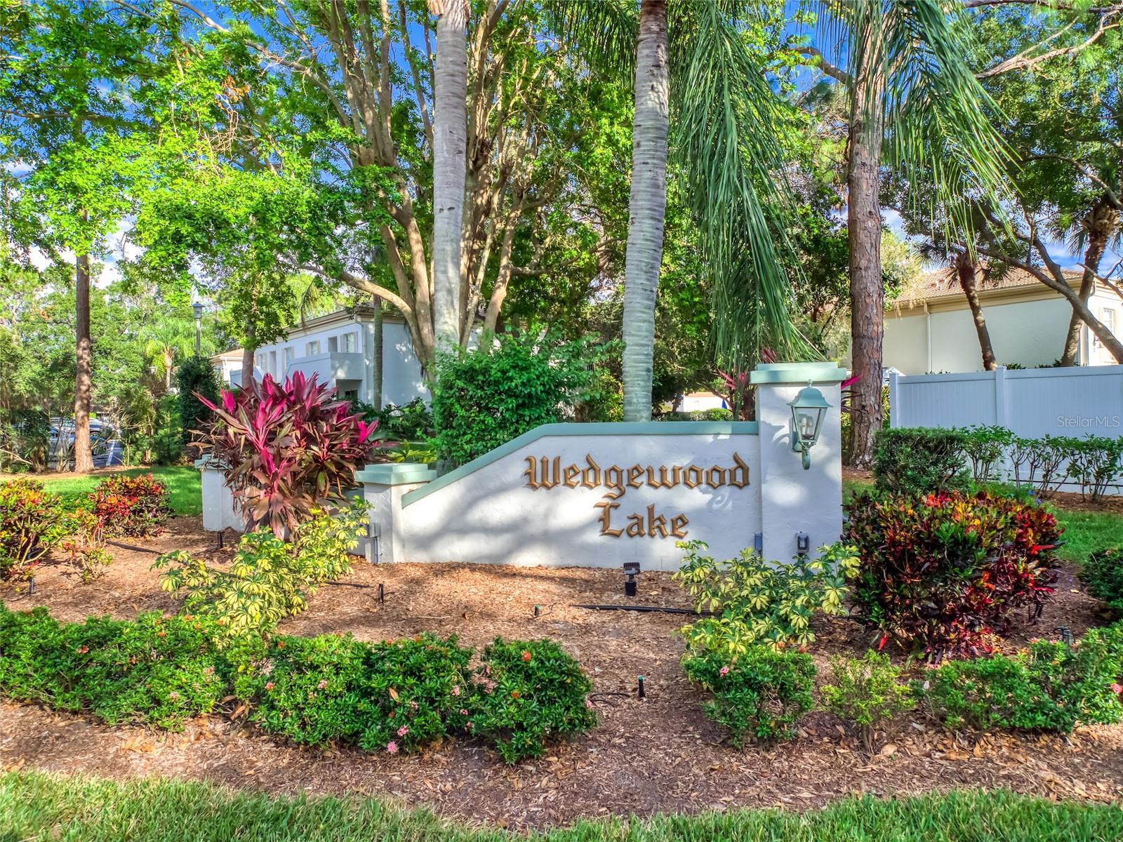 Image 2 of 49 For 5204 Wedgewood Lane 77