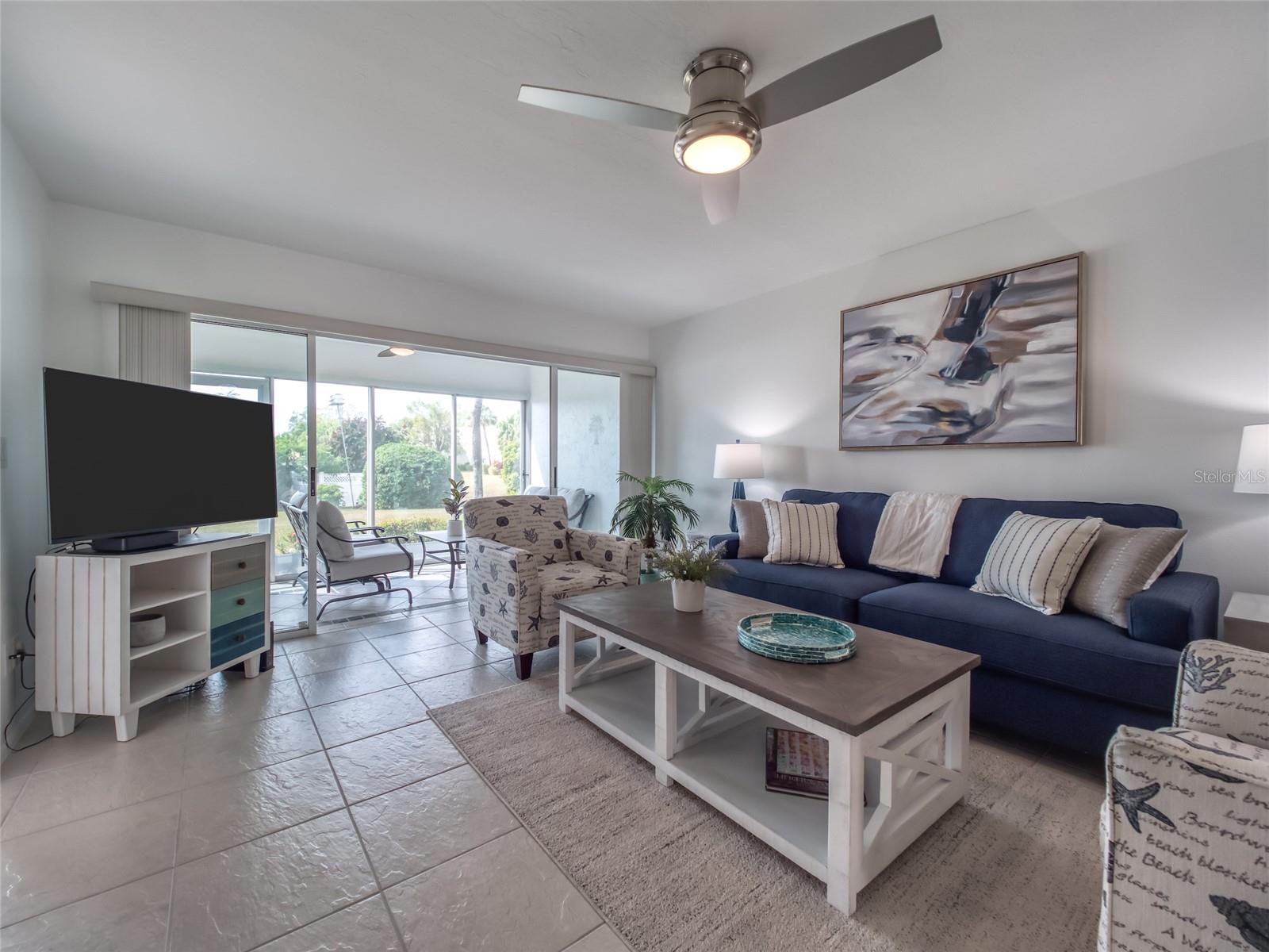 Image 4 of 49 For 5204 Wedgewood Lane 77