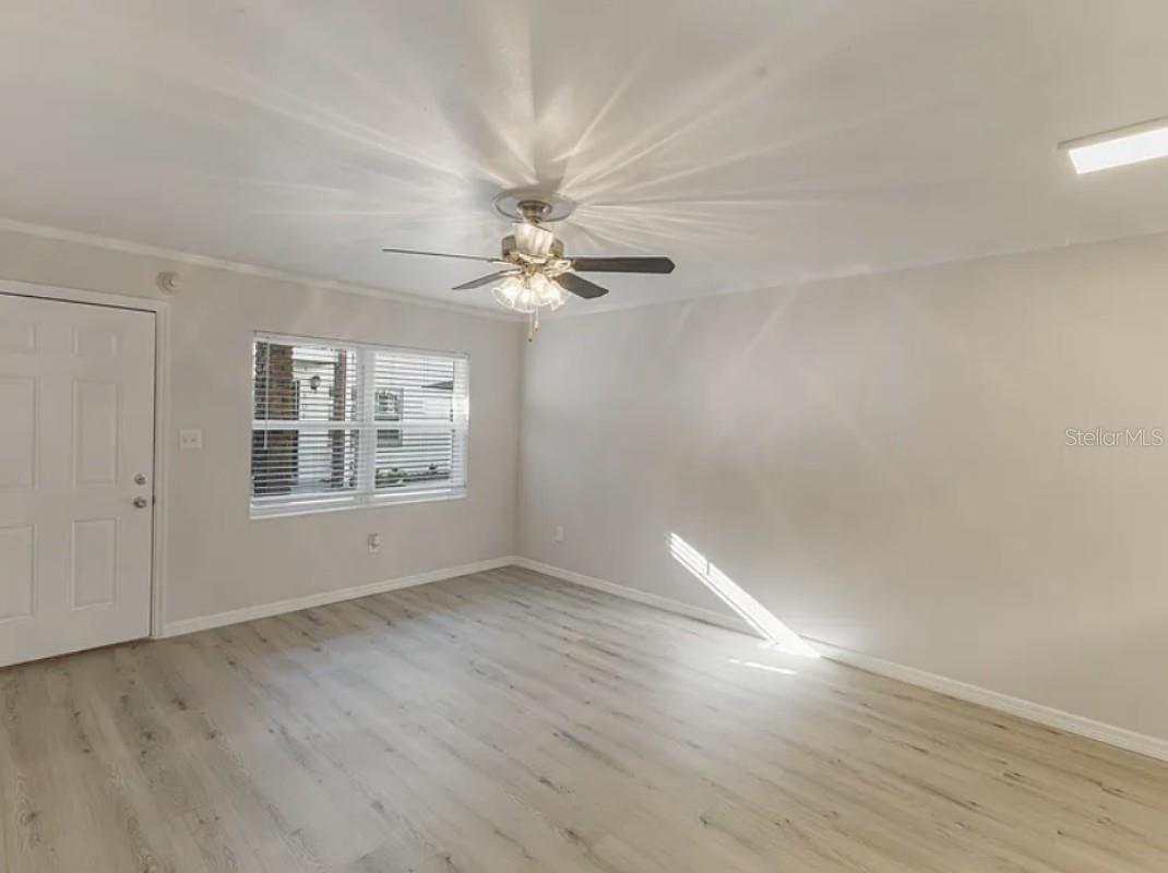 Image 13 of 22 For 121 Danube Avenue