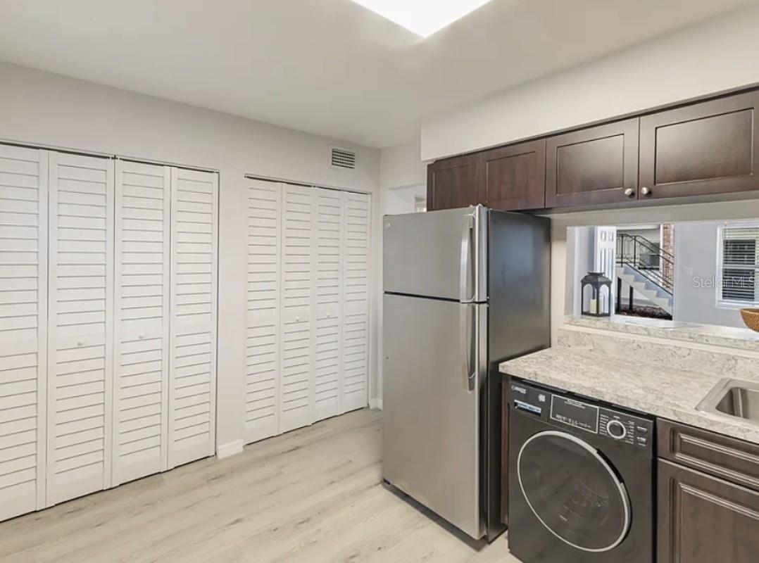Image 6 of 22 For 121 Danube Avenue
