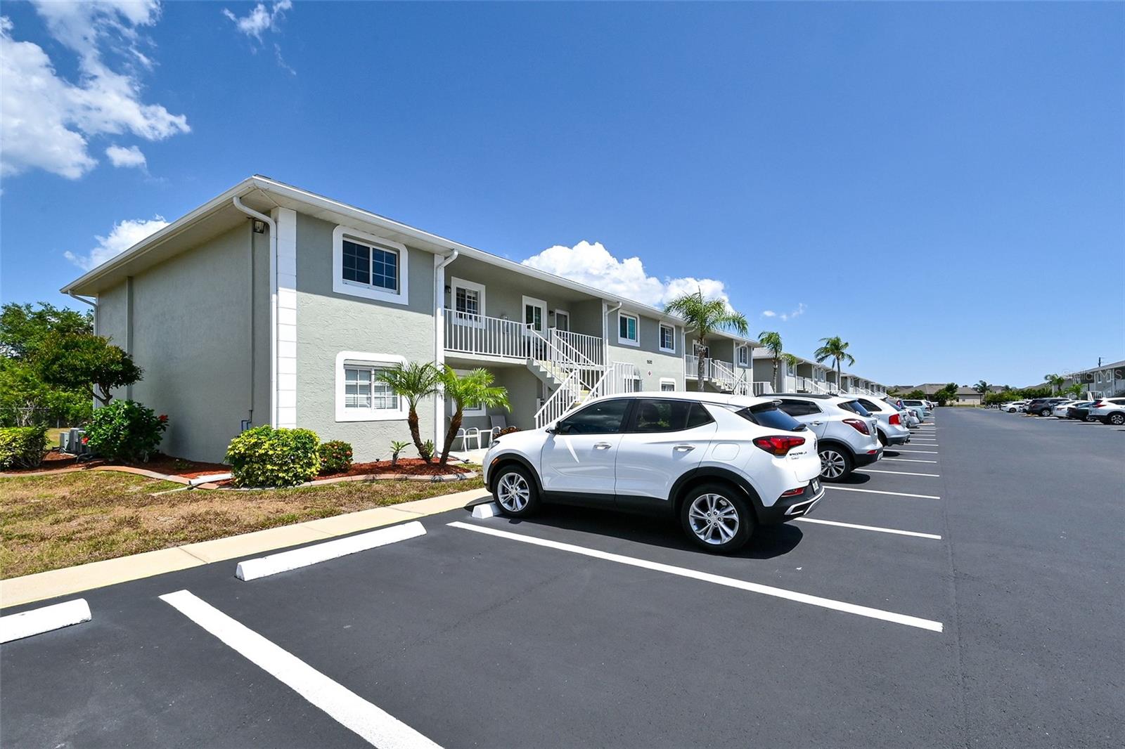 Image 24 of 29 For 3310 Loveland Boulevard 1505