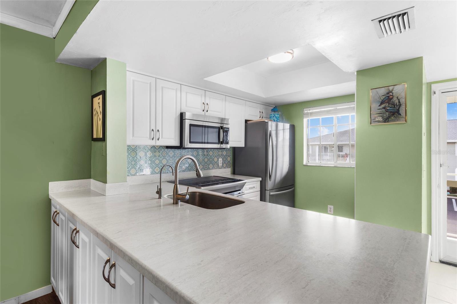 Image 7 of 29 For 3310 Loveland Boulevard 1505