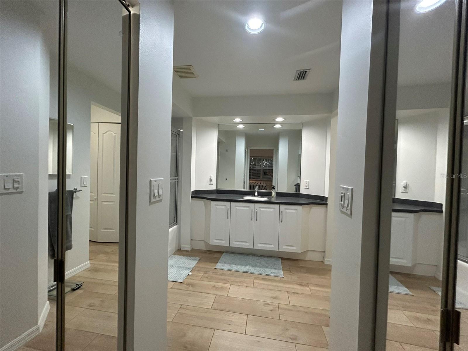 Image 24 of 35 For 3803 54th Drive W 104