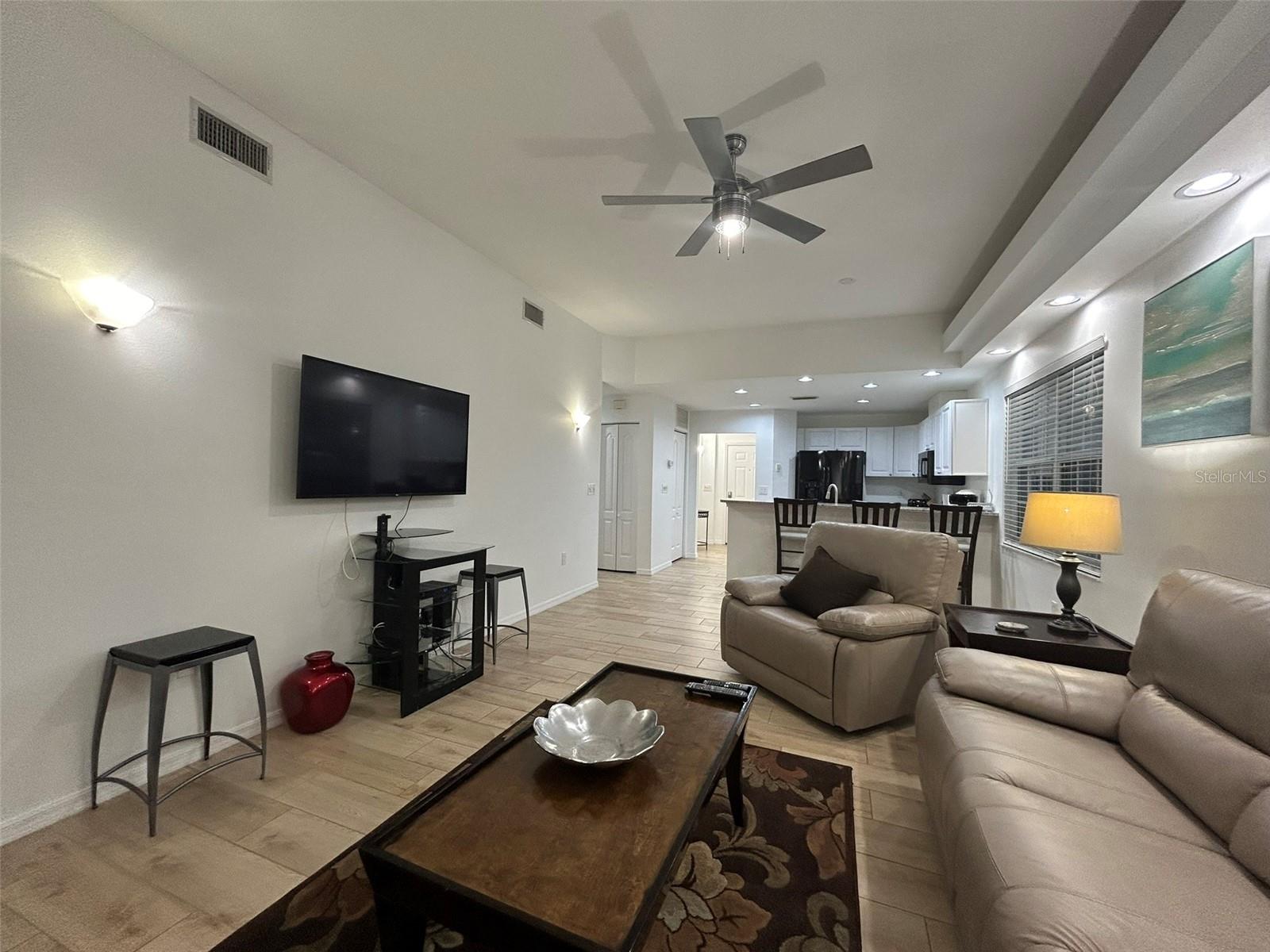 Image 6 of 35 For 3803 54th Drive W 104