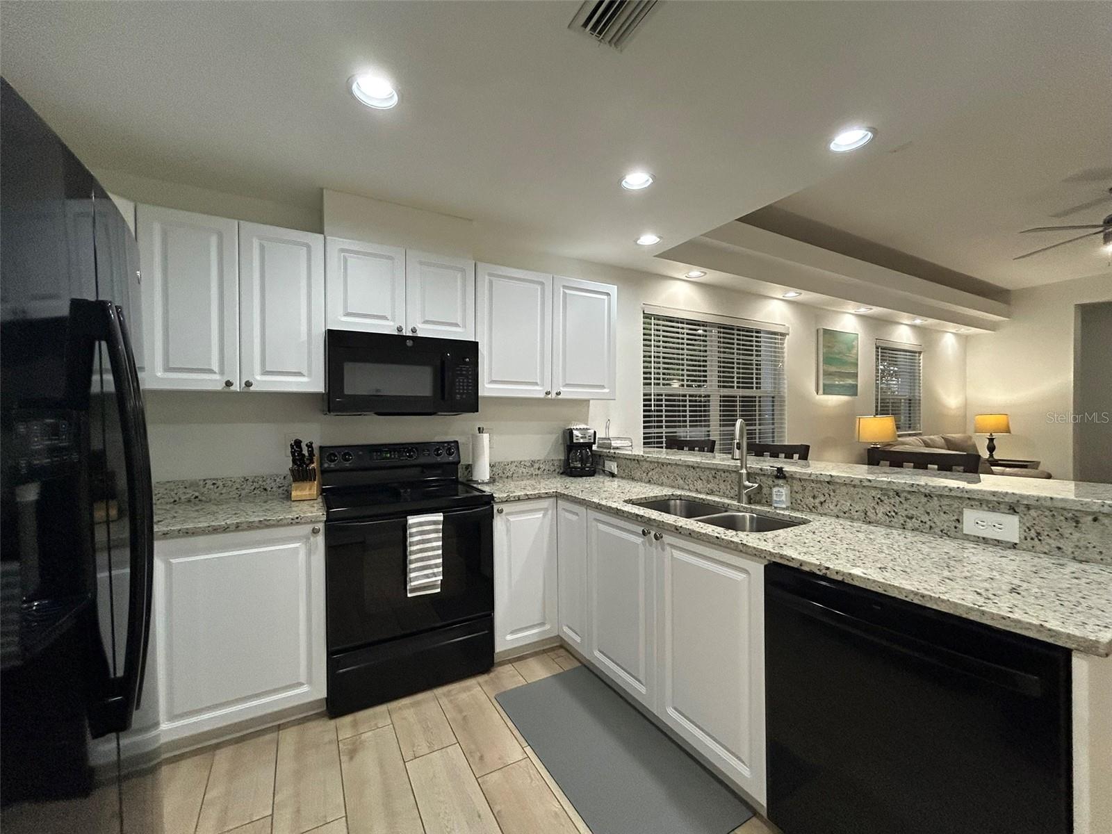Image 7 of 35 For 3803 54th Drive W 104