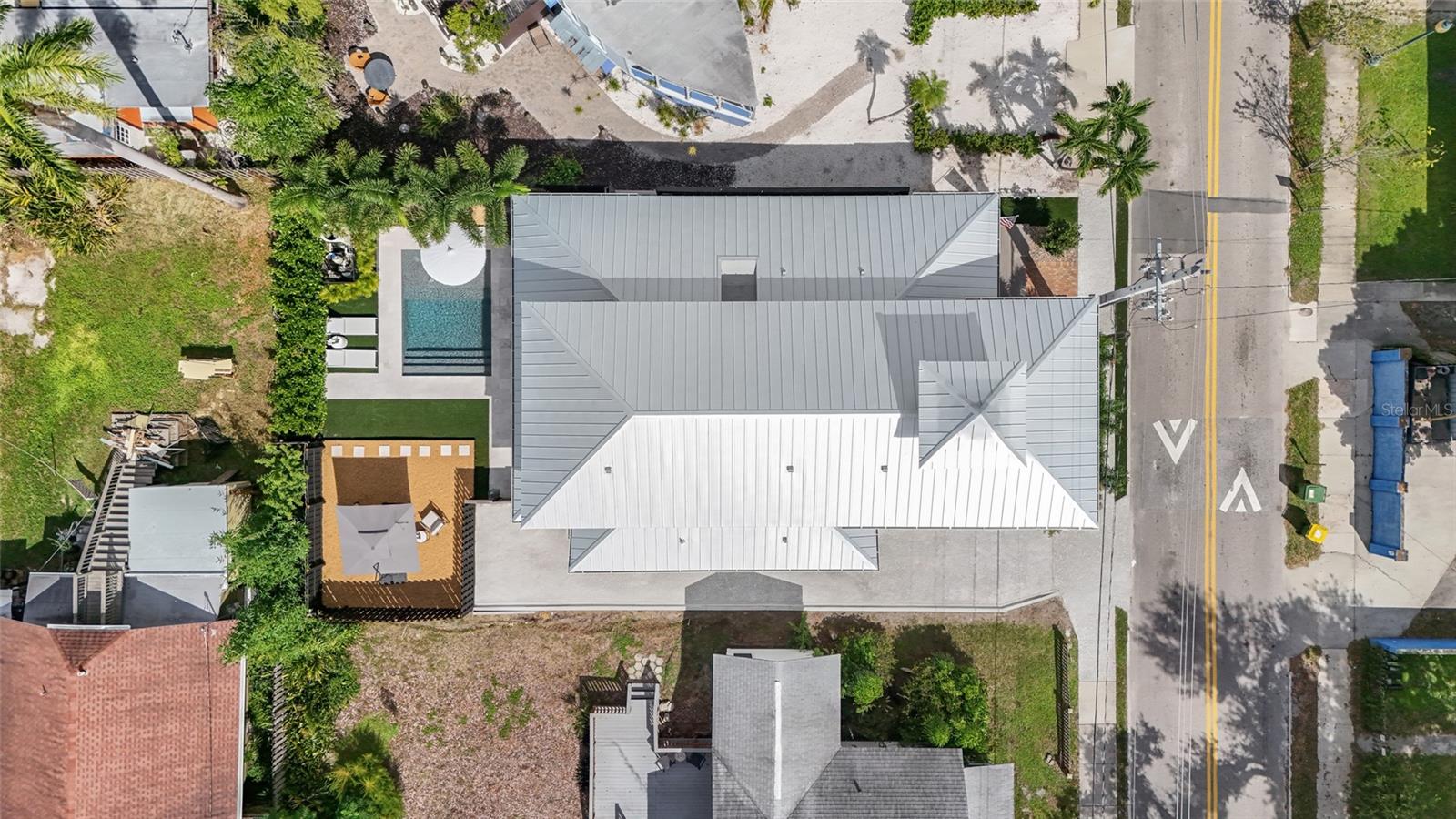 Image 12 of 100 For 417 Osprey Avenue