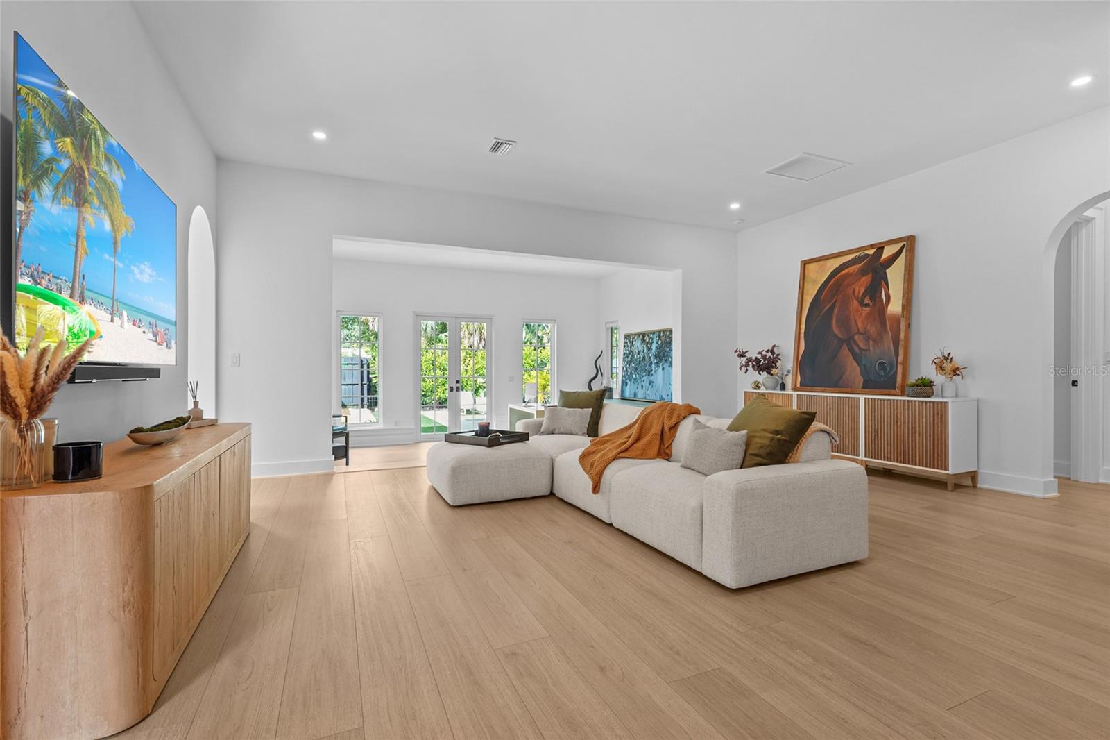 Image 7 of 100 For 417 Osprey Avenue