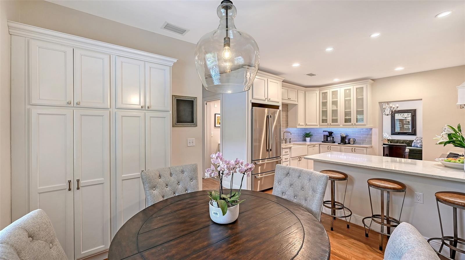 Image 10 of 54 For 1685 6th Street