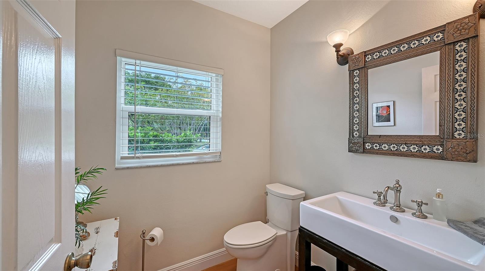 Image 21 of 54 For 1685 6th Street