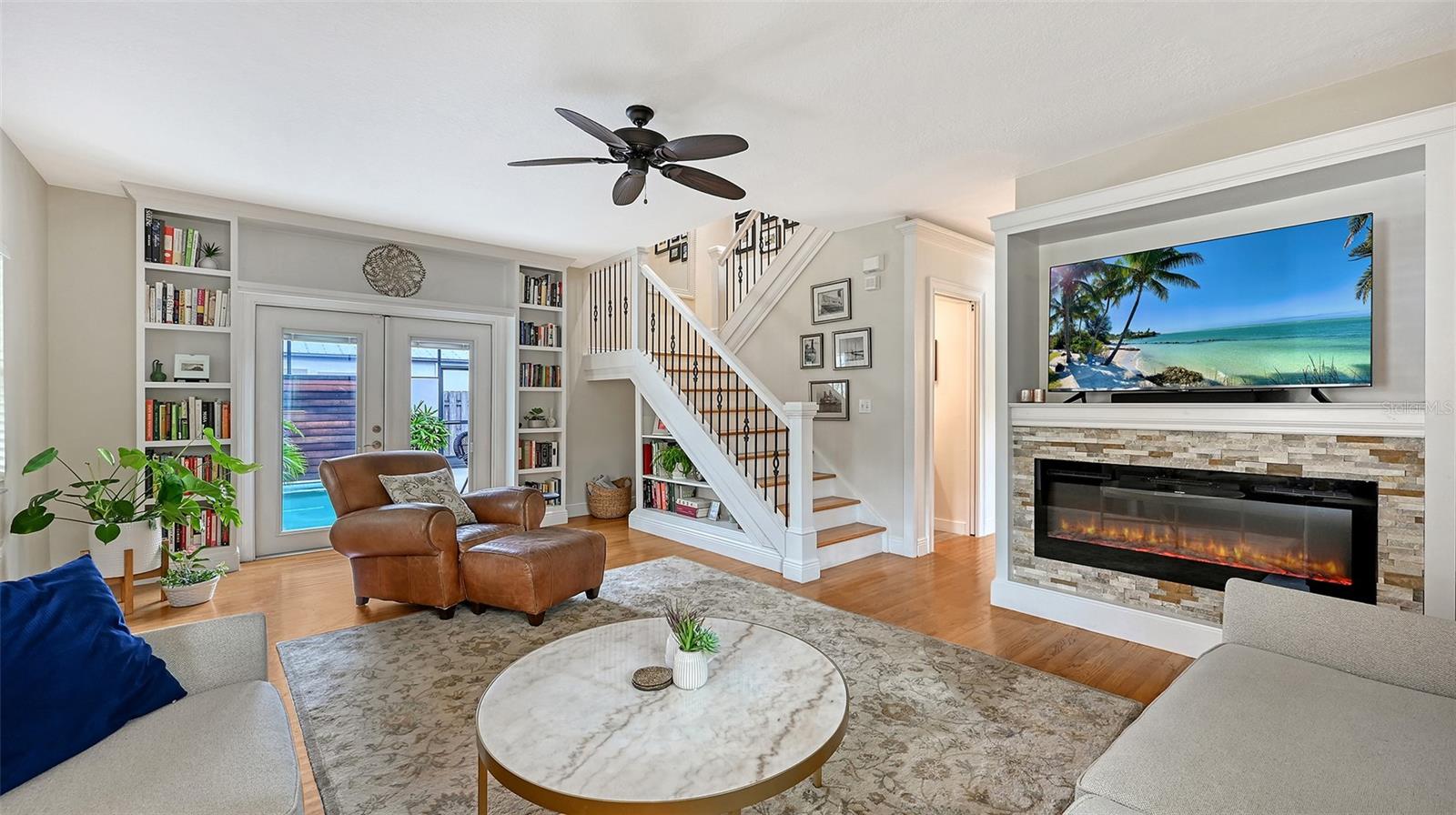 Image 3 of 54 For 1685 6th Street