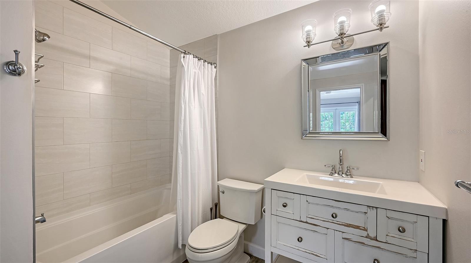 Image 37 of 54 For 1685 6th Street