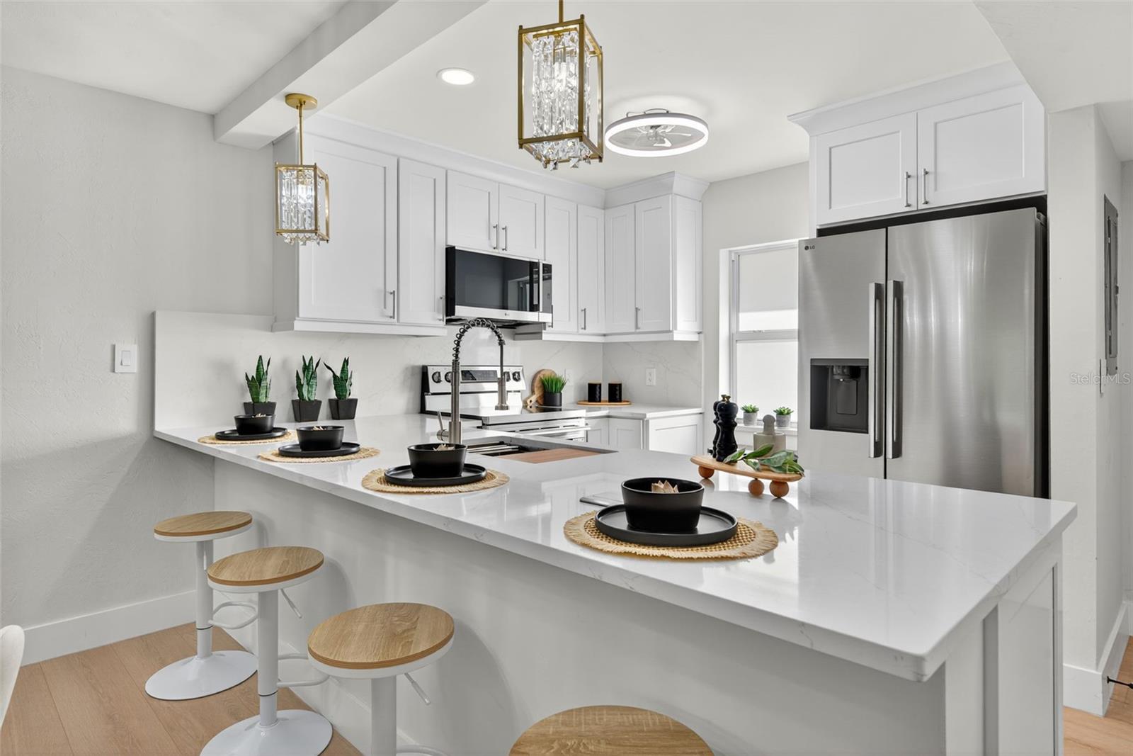 Image 12 of 76 For 4540 Gulf Of Mexico Drive 204