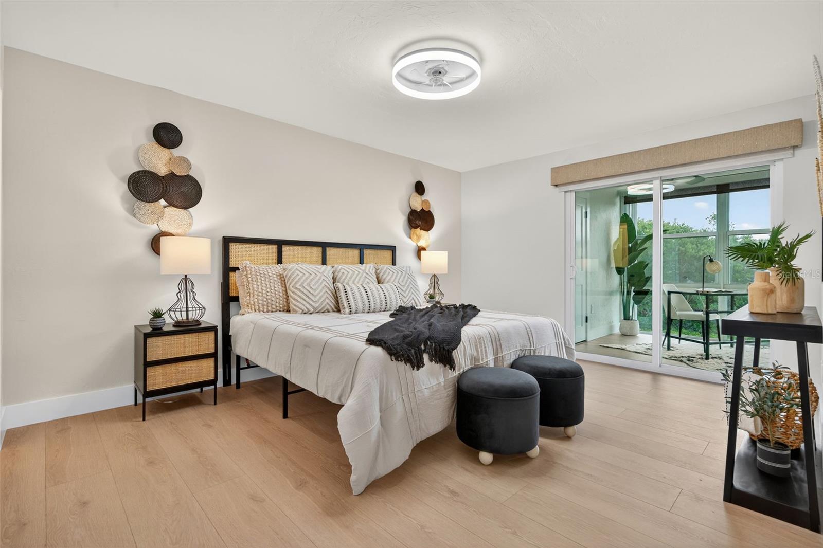 Image 17 of 76 For 4540 Gulf Of Mexico Drive 204