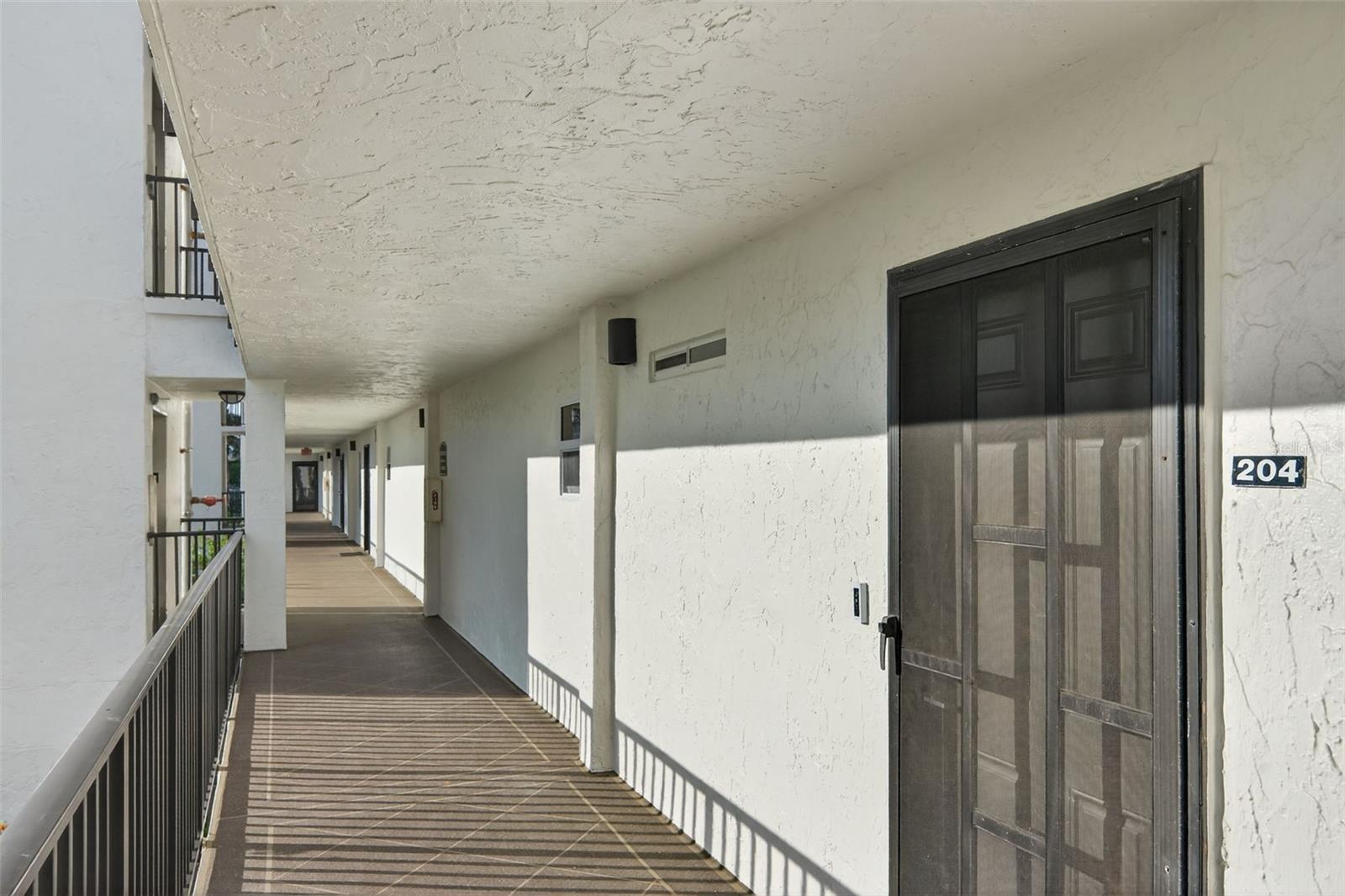 Image 2 of 76 For 4540 Gulf Of Mexico Drive 204