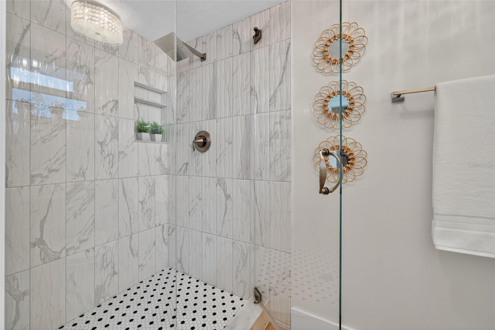 Image 22 of 76 For 4540 Gulf Of Mexico Drive 204