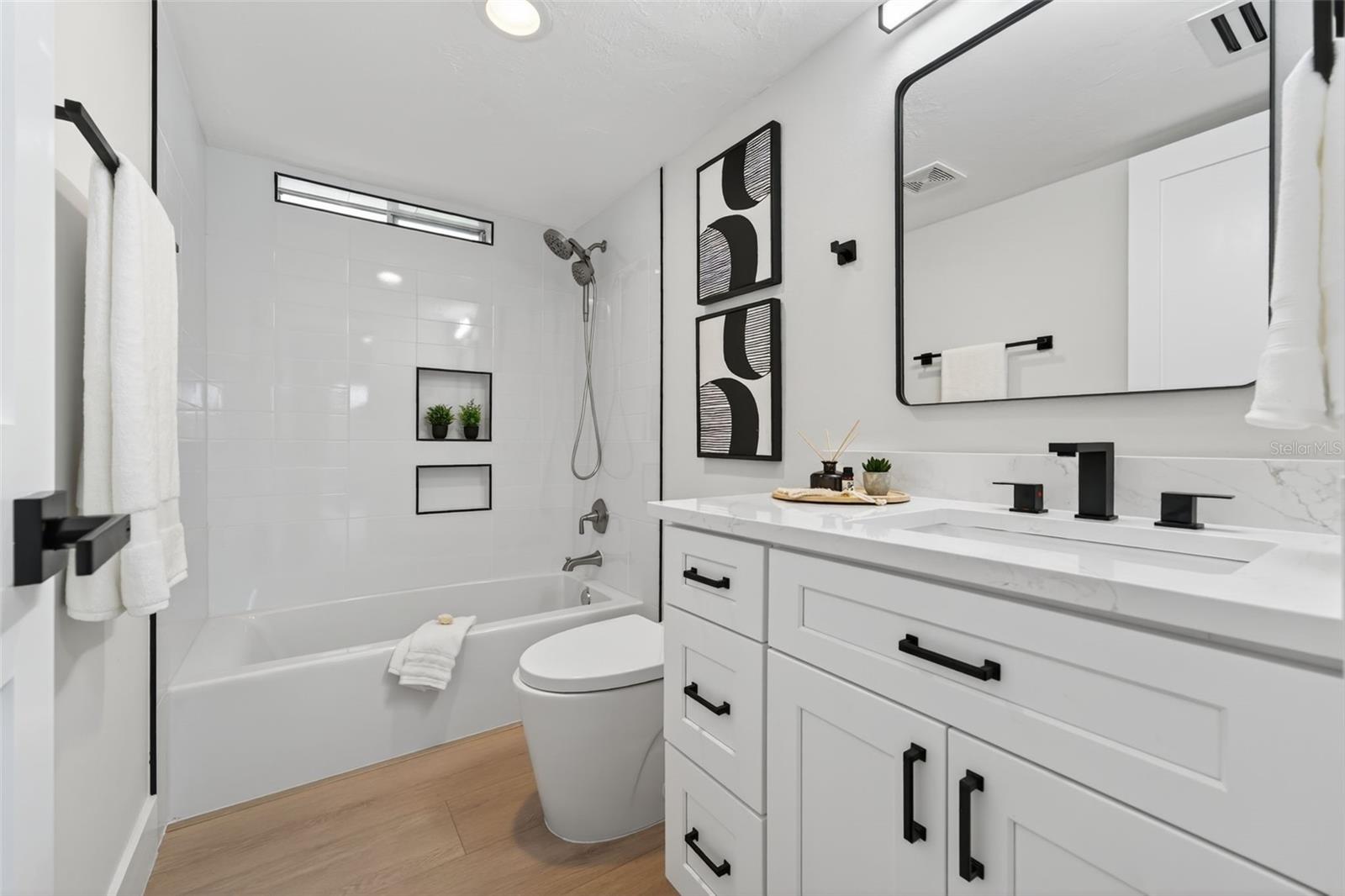 Image 31 of 76 For 4540 Gulf Of Mexico Drive 204