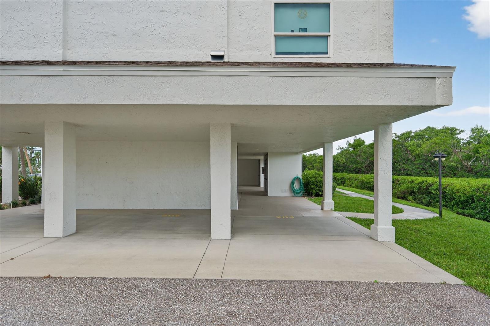 Image 37 of 76 For 4540 Gulf Of Mexico Drive 204