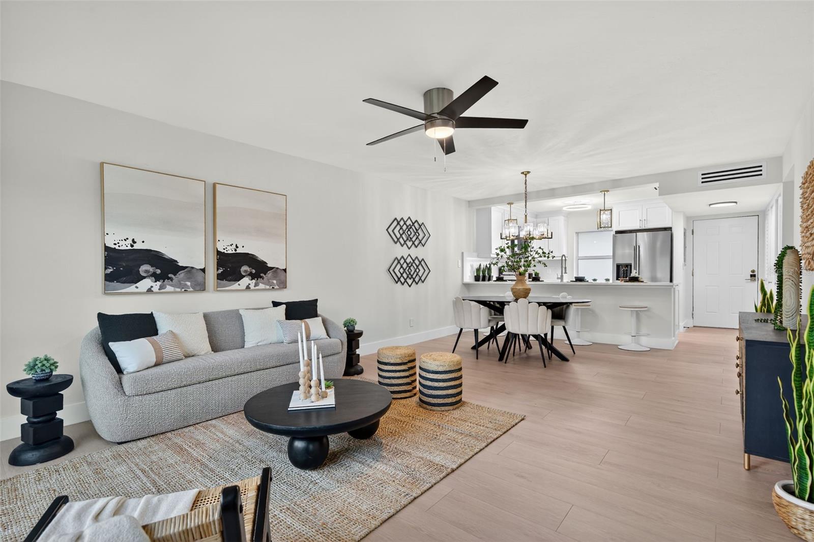 Image 7 of 76 For 4540 Gulf Of Mexico Drive 204