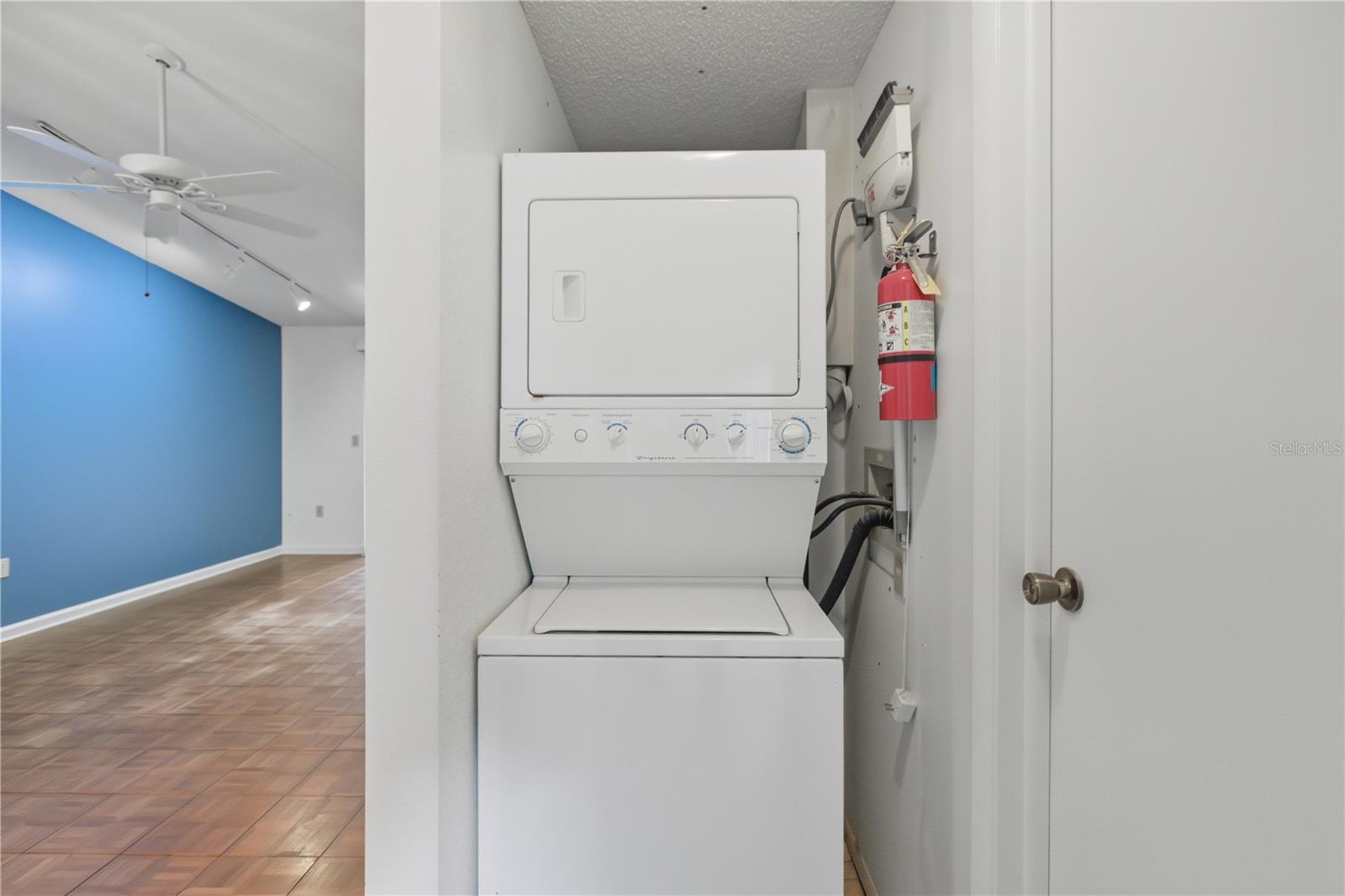 Image 17 of 24 For 5908 36th Avenue Circle W