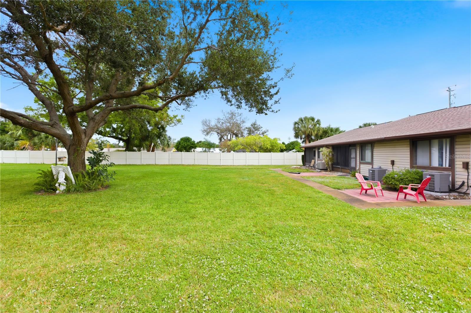 Image 21 of 24 For 5908 36th Avenue Circle W