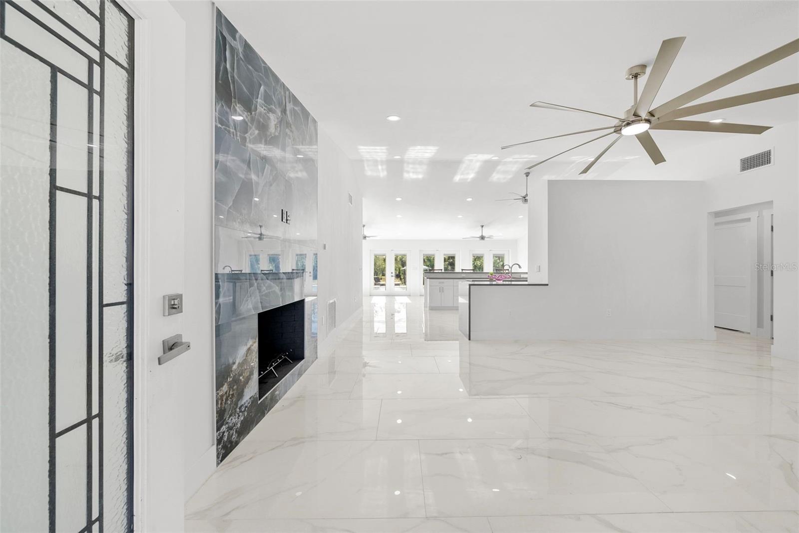 Image 11 of 74 For 700 Faith Avenue