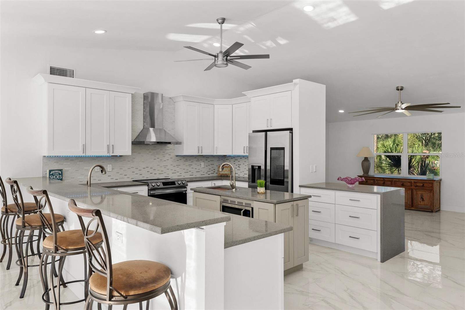 Image 13 of 74 For 700 Faith Avenue