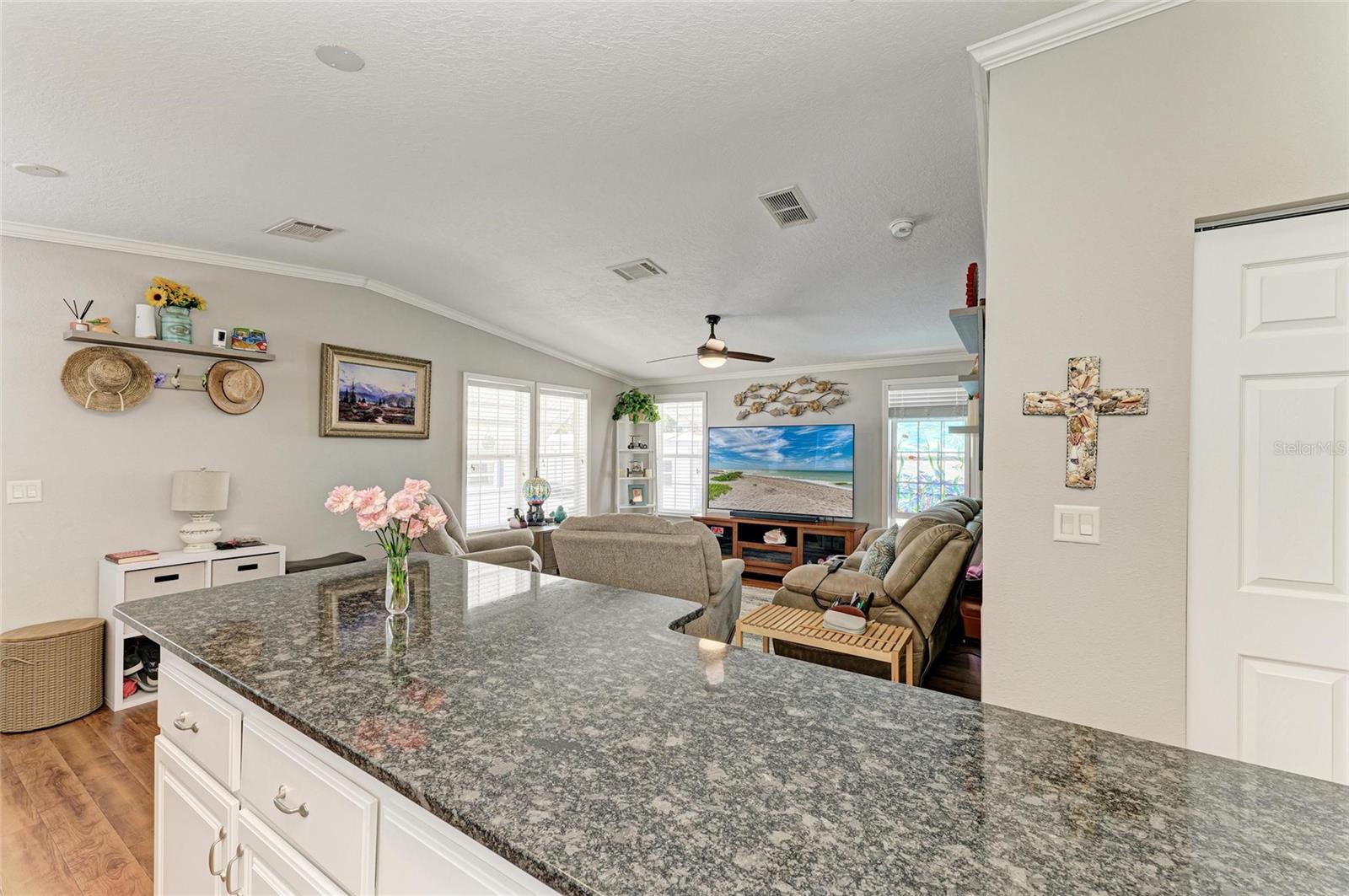 Image 23 of 54 For 12507 Cortez Road W 35