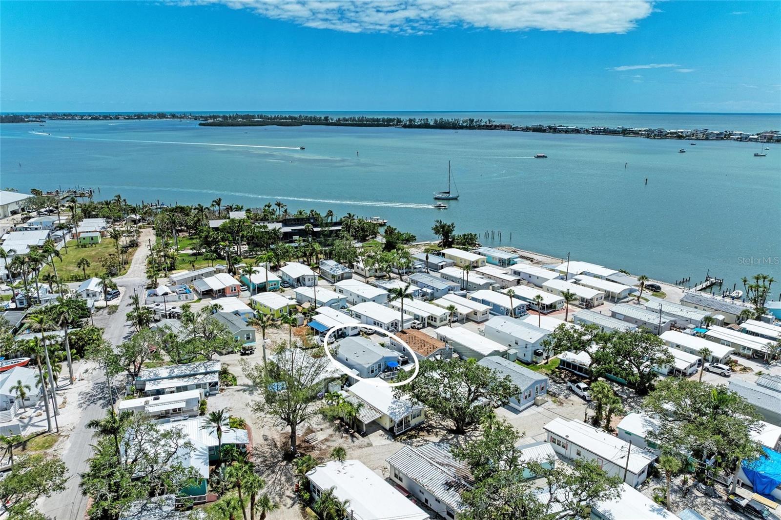 Image 4 of 54 For 12507 Cortez Road W 35