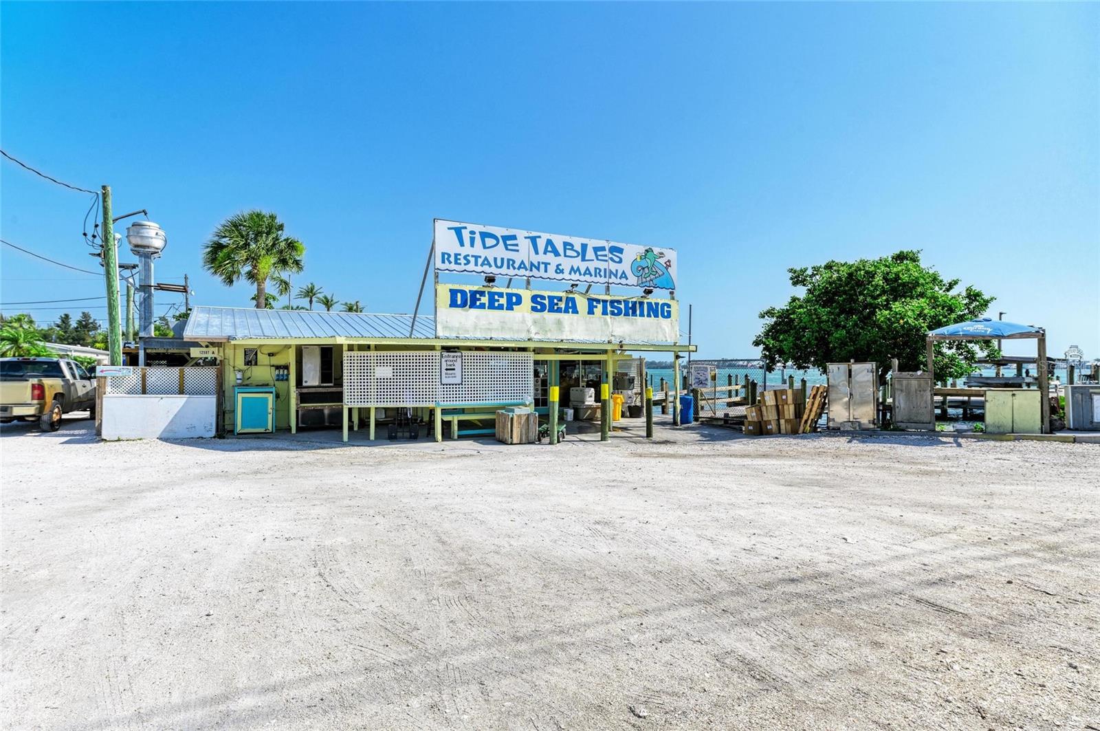 Image 46 of 54 For 12507 Cortez Road W 35