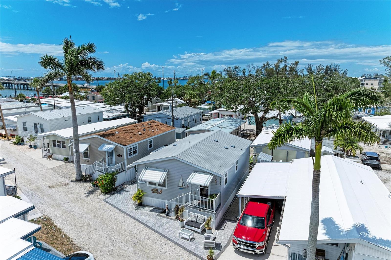 Image 9 of 54 For 12507 Cortez Road W 35