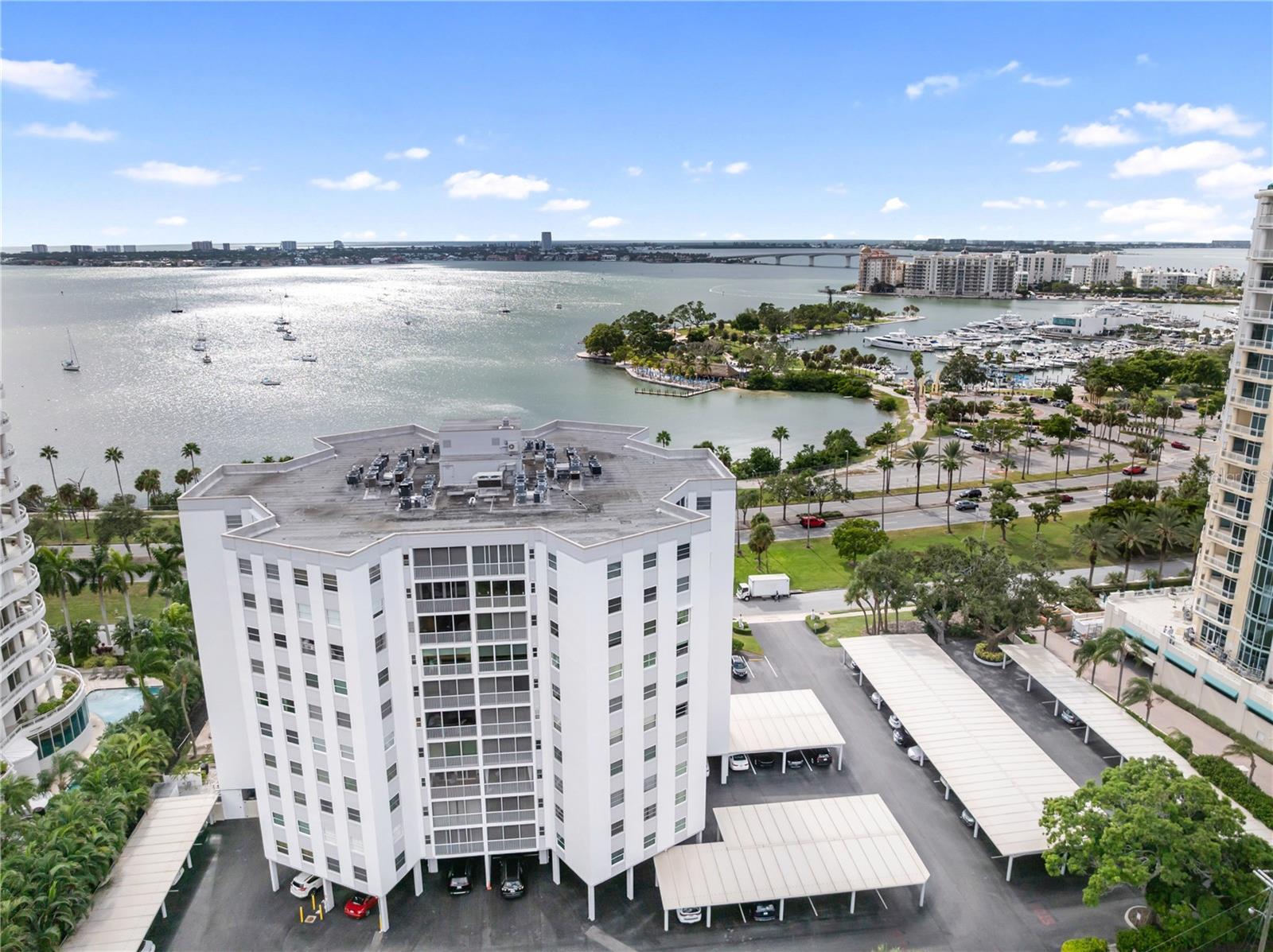 Image 2 of 58 For 435 Gulfstream Avenue 403