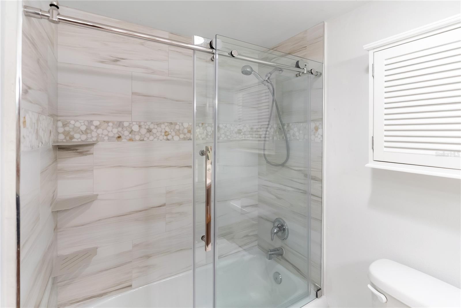 Image 21 of 58 For 435 Gulfstream Avenue 403