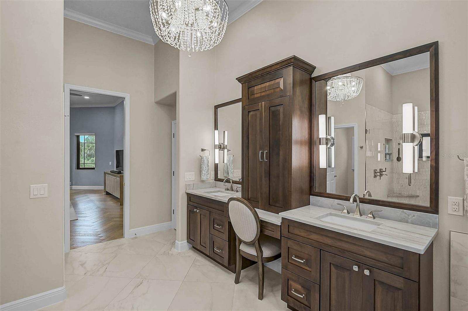 Image 25 of 71 For 889 Macewen Drive