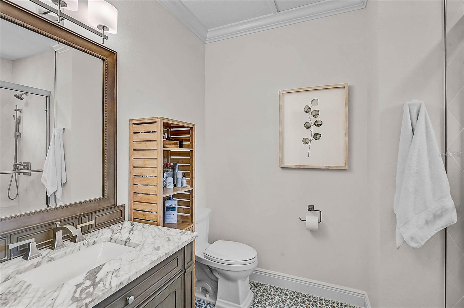 Image 32 of 71 For 889 Macewen Drive