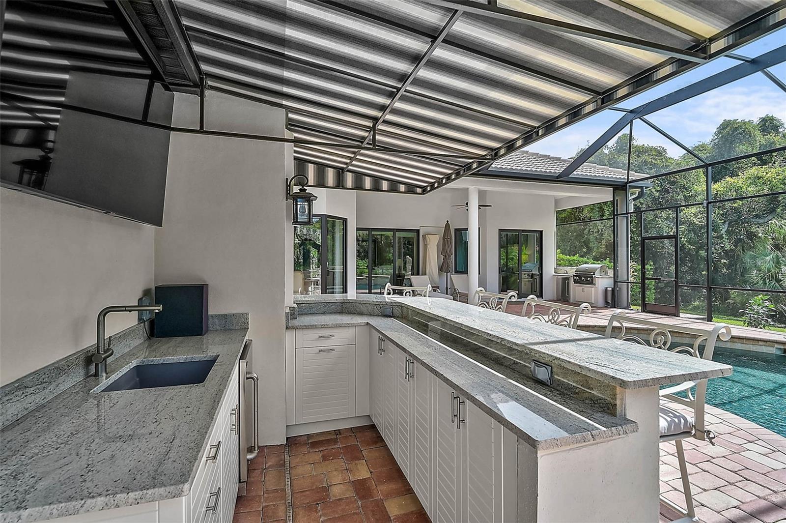 Image 40 of 71 For 889 Macewen Drive