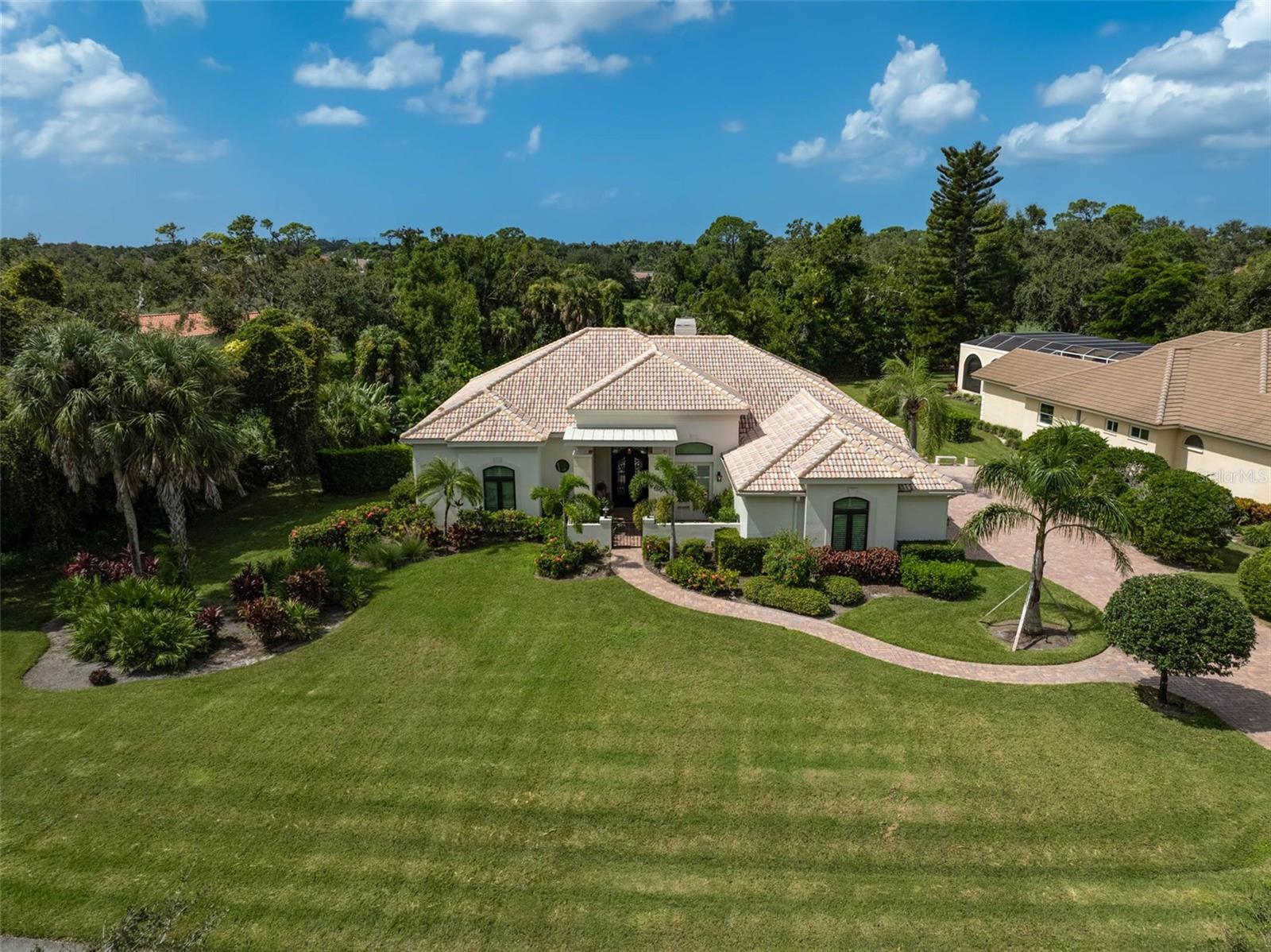 Image 47 of 71 For 889 Macewen Drive