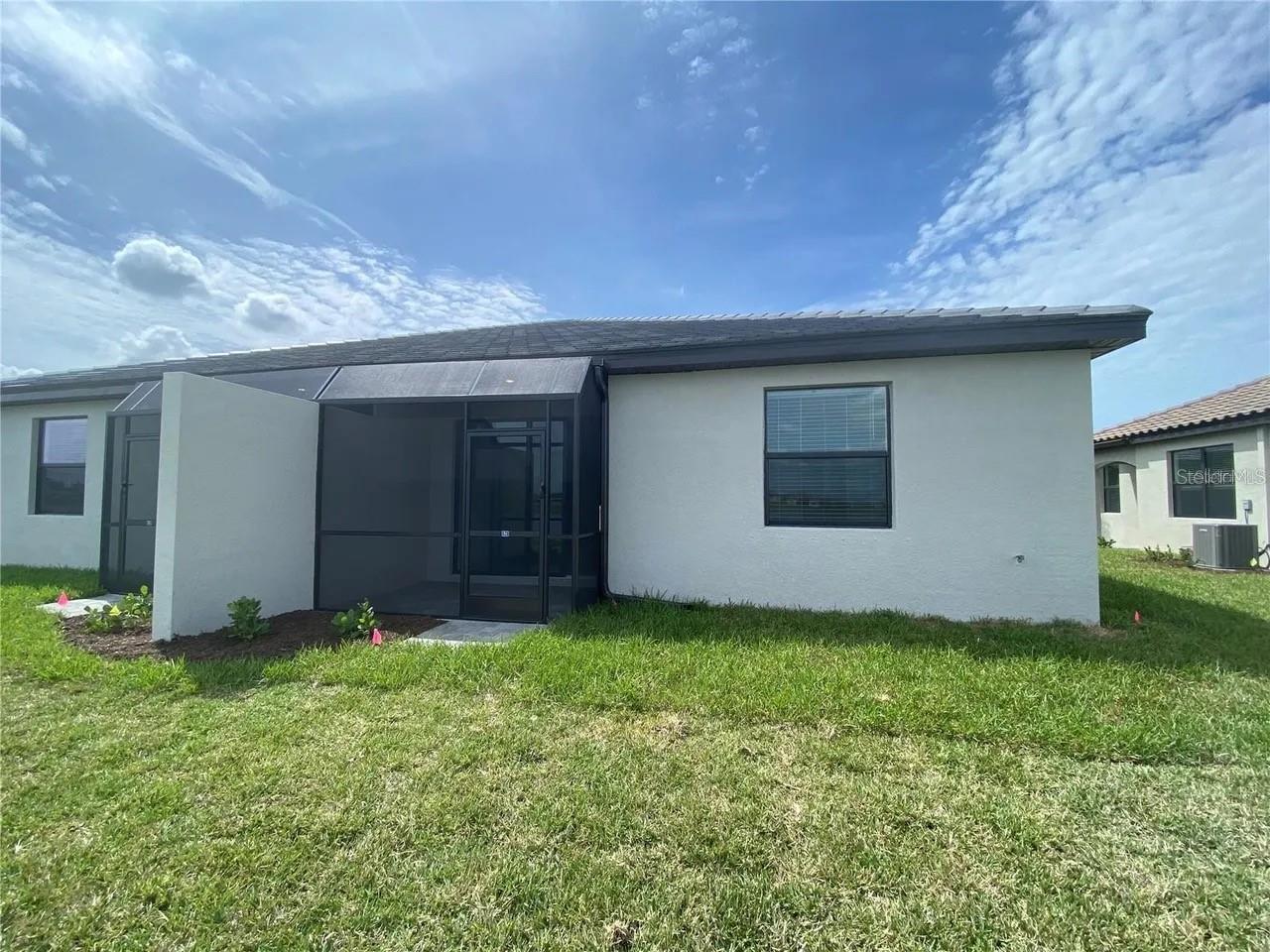 Image 10 of 14 For 5413 Mystic Water Cove