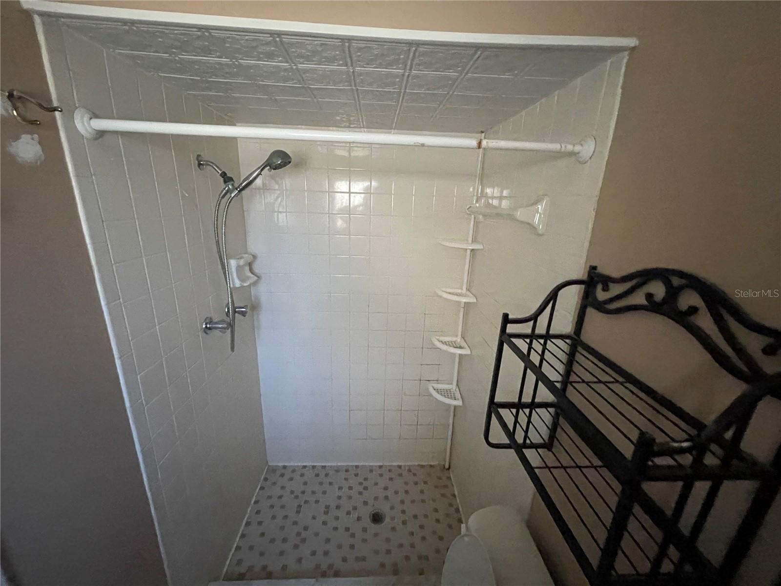 Image 10 of 19 For 8253 Hixton Drive