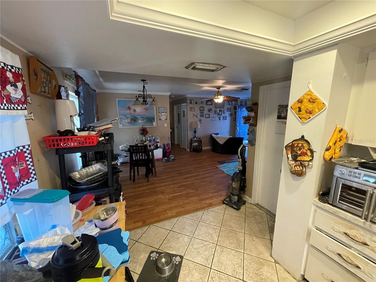 Image 6 of 19 For 8253 Hixton Drive