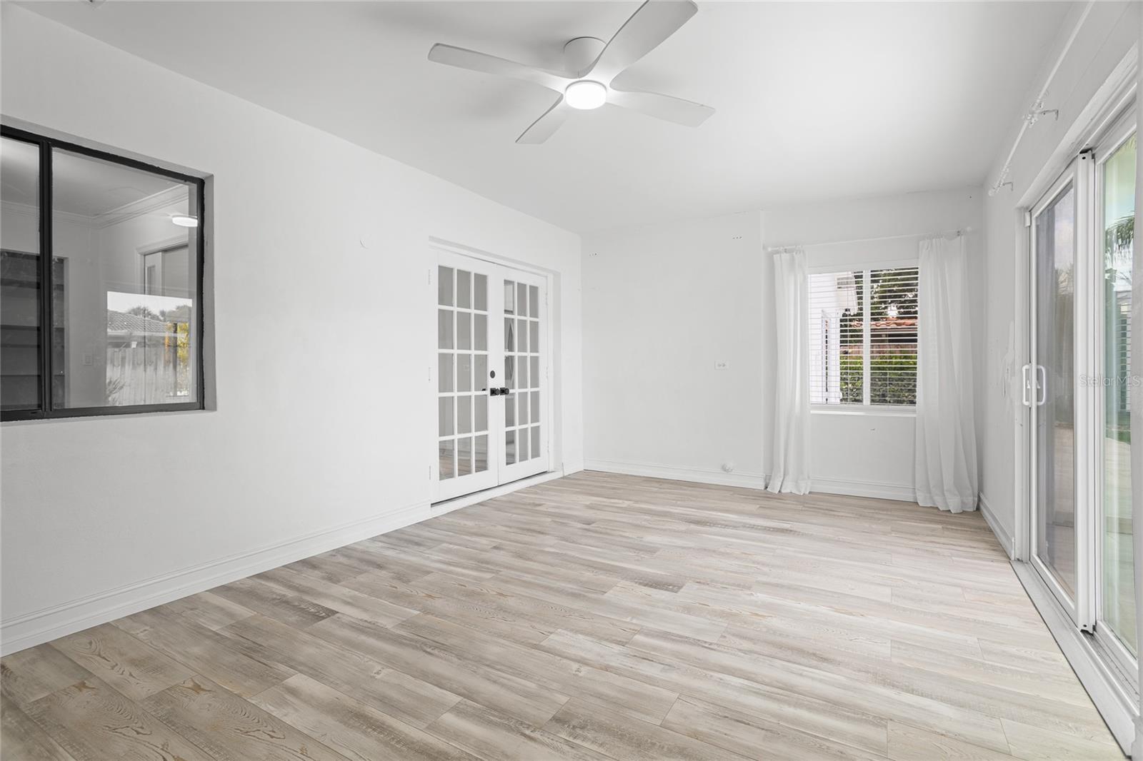 Image 13 of 45 For 20847 Sugarloaf Lane