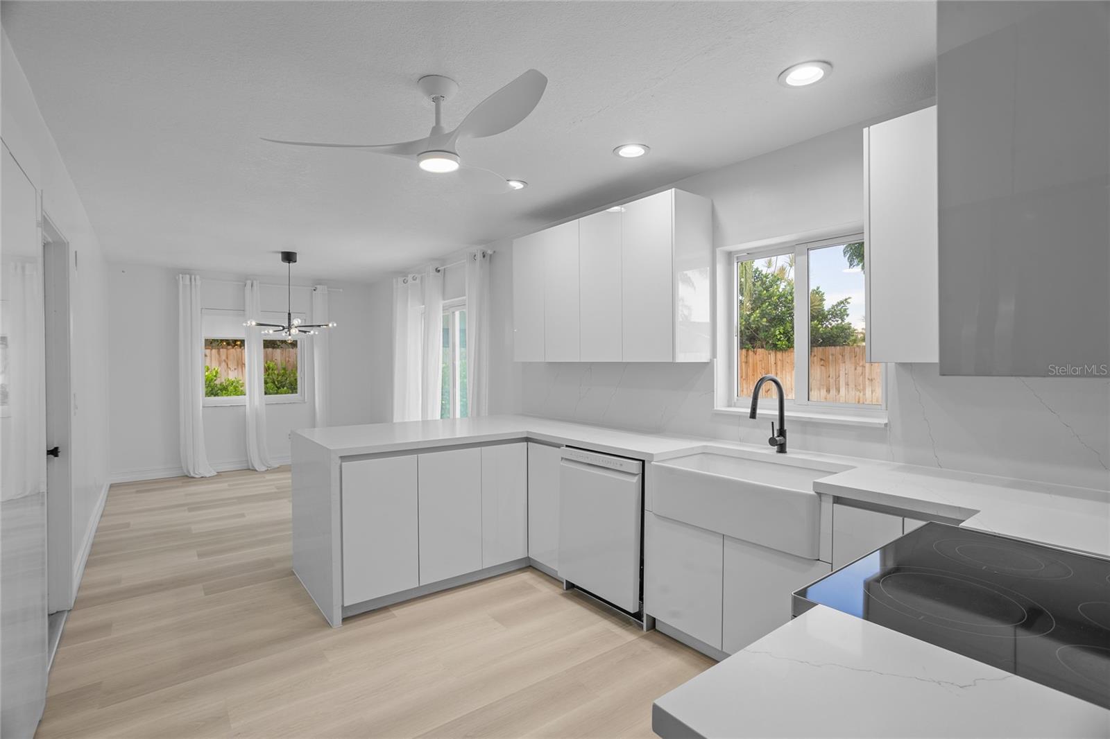 Image 15 of 45 For 20847 Sugarloaf Lane